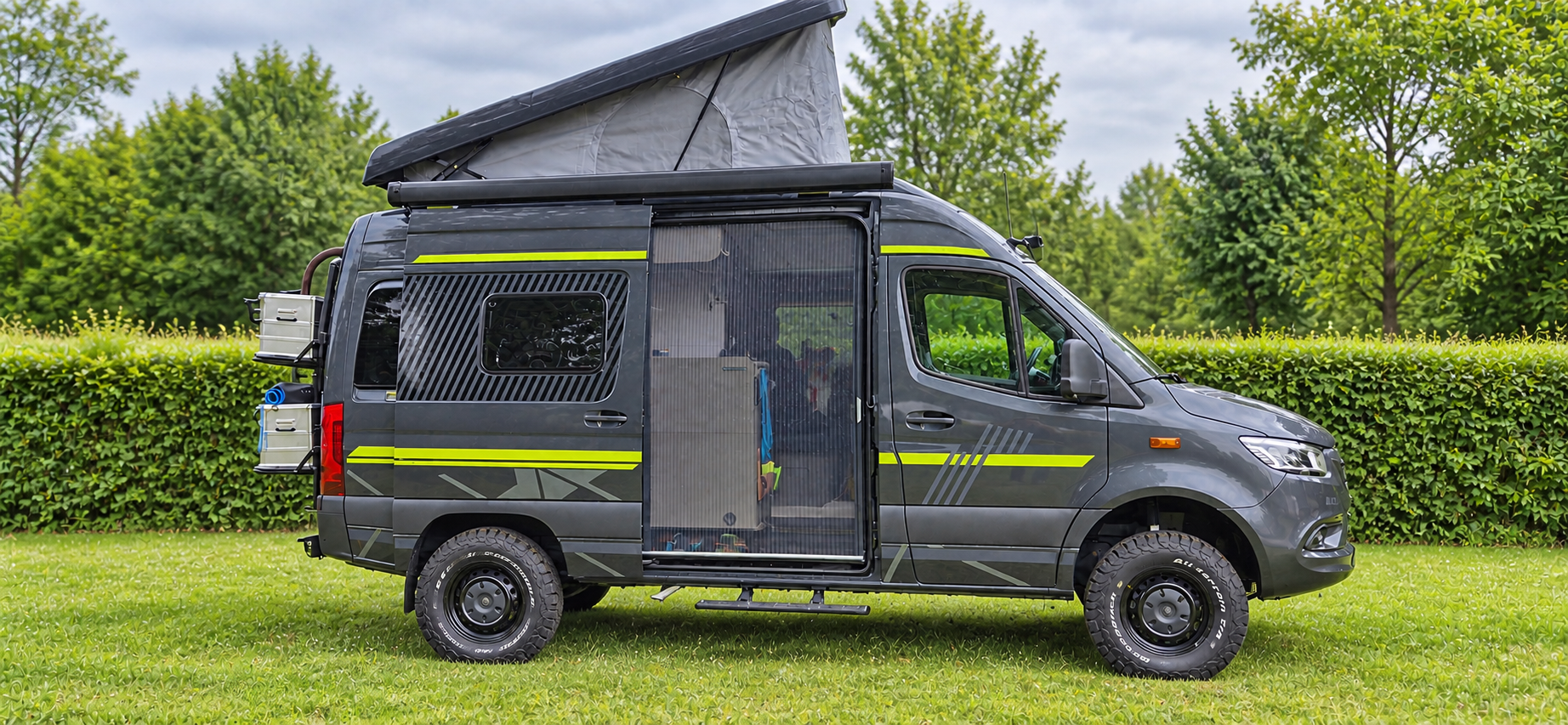 VanVenture Reisemobil auf einem Stellplatz
